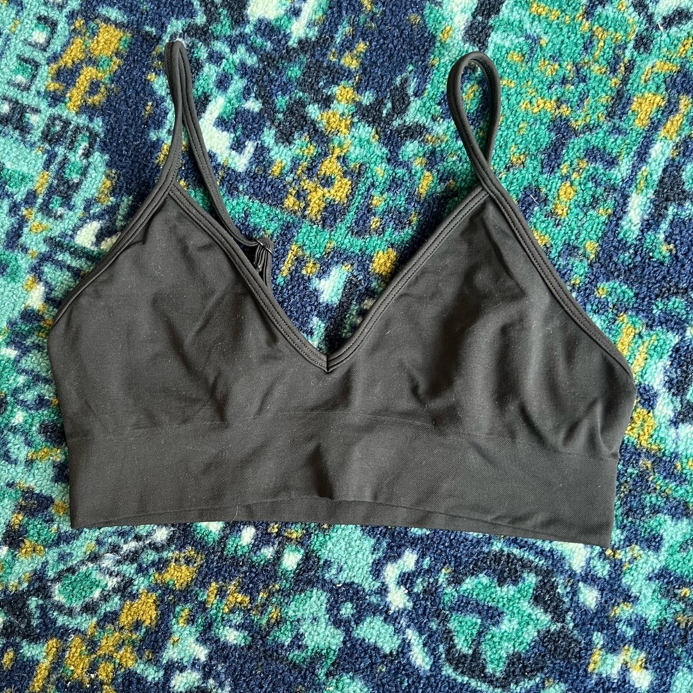 SKIMS Fits Everybody Triangle Bralette